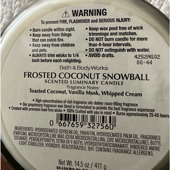 Candle Bath & Body Works 3 Wick Scented Frosted Coconut Snowball - Picture 6 of 6